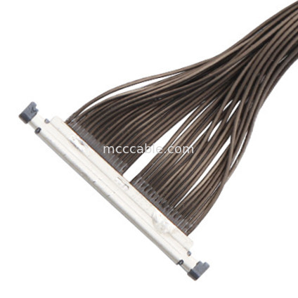 32 Pin Micro Coaxial Kabel 0.3mm Pitch 20496-032T-40 Lvds Kabel Untuk Drone 32P konektor