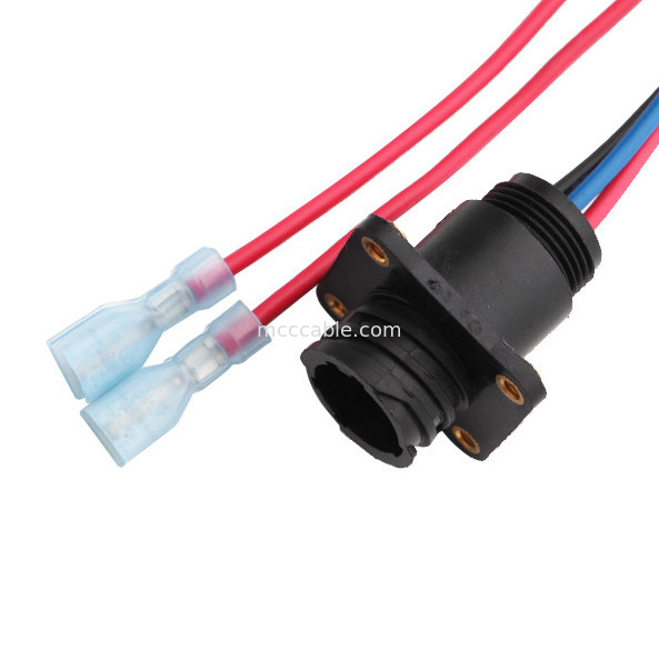 6 Pin 100mm Panjang Kawat Harness Majelis Molex 1722582106 Sampai 4 Pin TE 208130-1