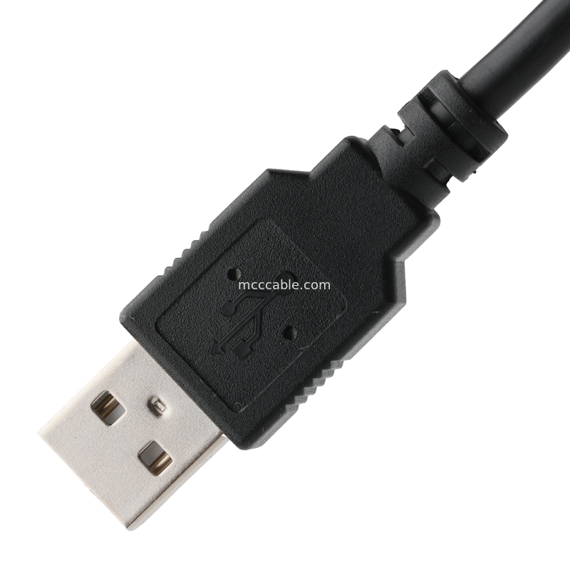 Rohs USB kabel pengisian untuk mengisi daya jenis C perangkat dan mentransfer data OEM / ODM