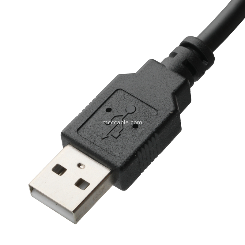 Rohs USB kabel pengisian untuk mengisi daya jenis C perangkat dan mentransfer data OEM / ODM