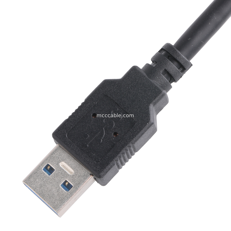 Hitam Warna 5gbps Usb 3.0 Ke Usb Micro B Panjang Kabel Pengisian Daya Sesuai Rohs