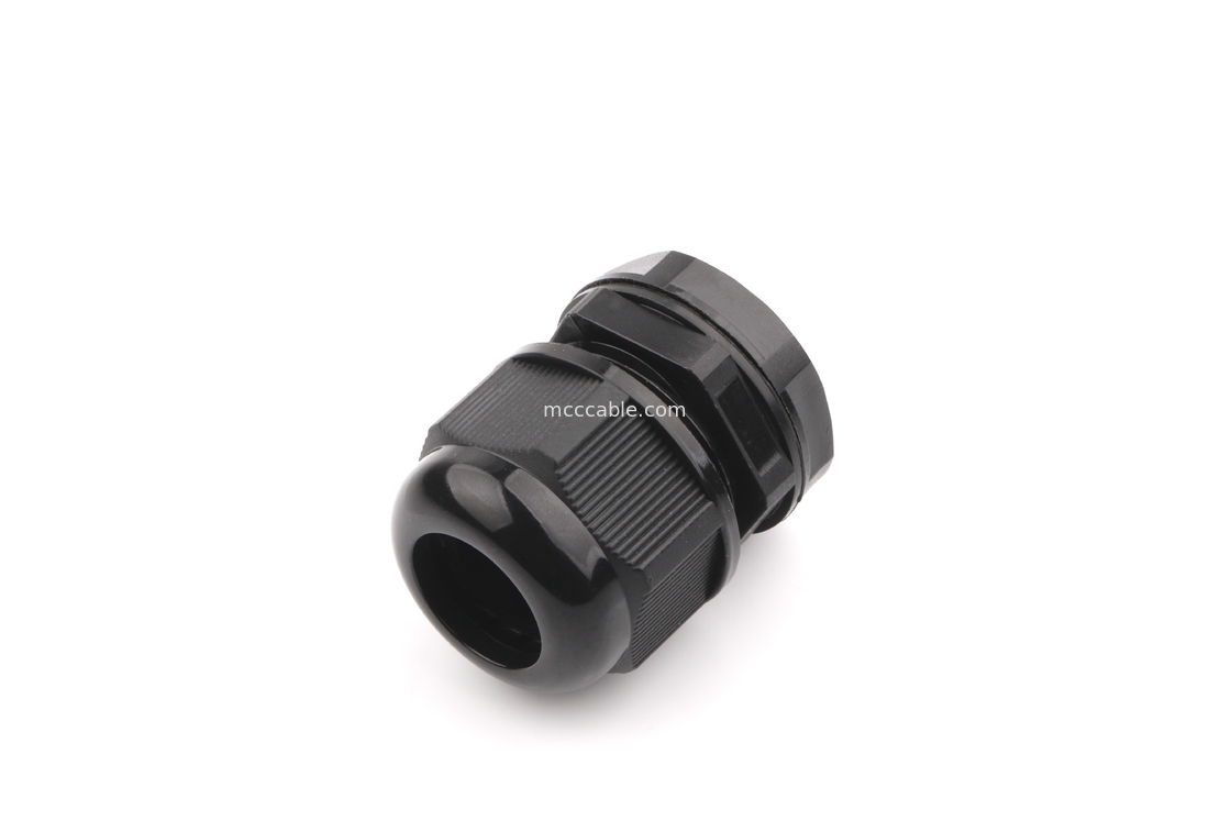 M25 Shell konektor tahan air industri dengan 3Pin / 4Pin / 6Pin / 7Pin / 8Pin Mendukung pemrosesan kawat yang disesuaikan OEM / ODM