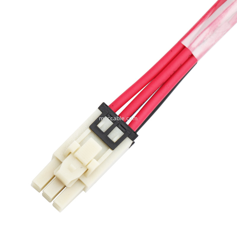 6 Pin 100mm Panjang Kawat Harness Majelis Molex 1722582106 Sampai 4 Pin TE 208130-1
