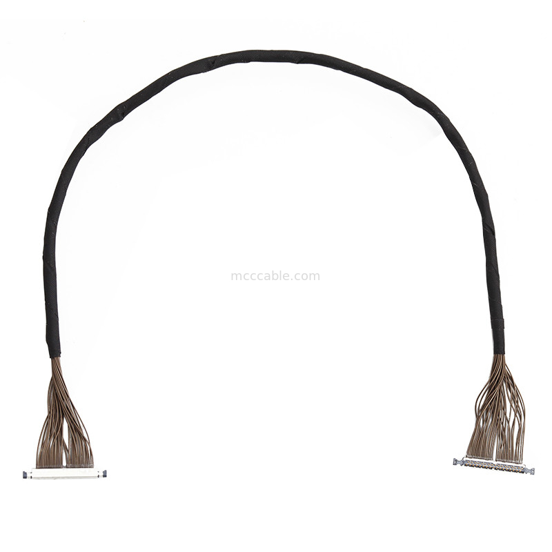 32 Pin Micro Coaxial Kabel 0.3mm Pitch 20496-032T-40 Lvds Kabel Untuk Drone 32P konektor